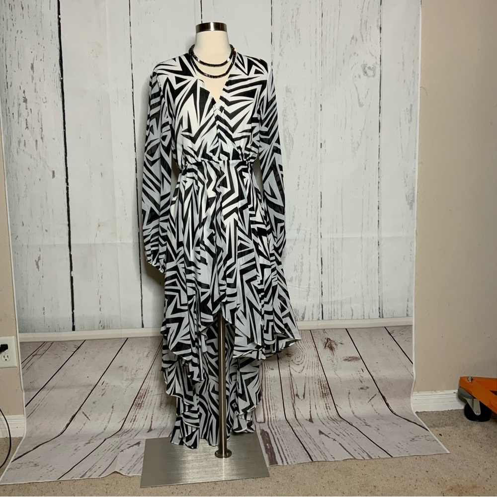 Kardashian Kollection - Picture 13 of 14